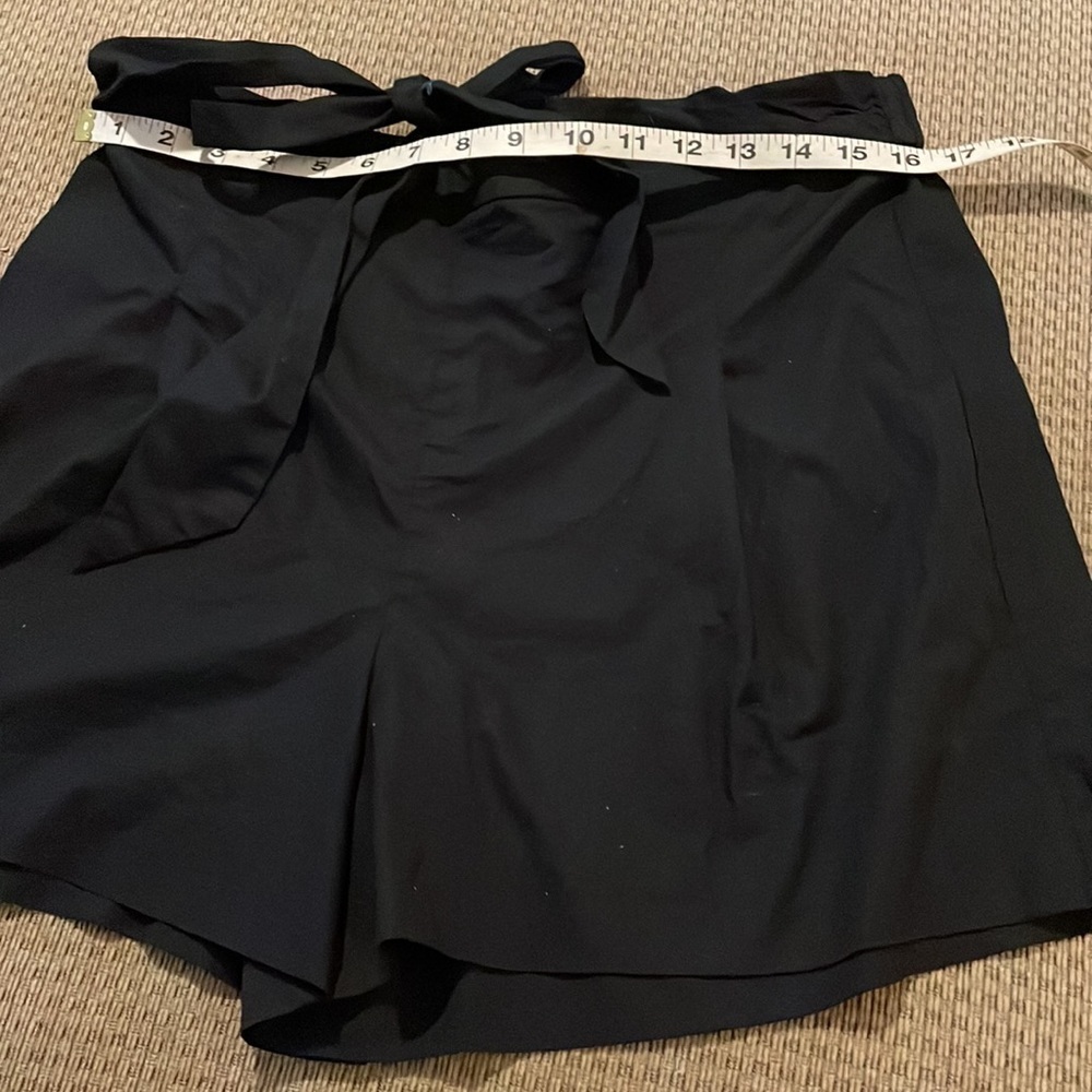 J Crew Tie Front Shorts 12 - Picture 2 of 4